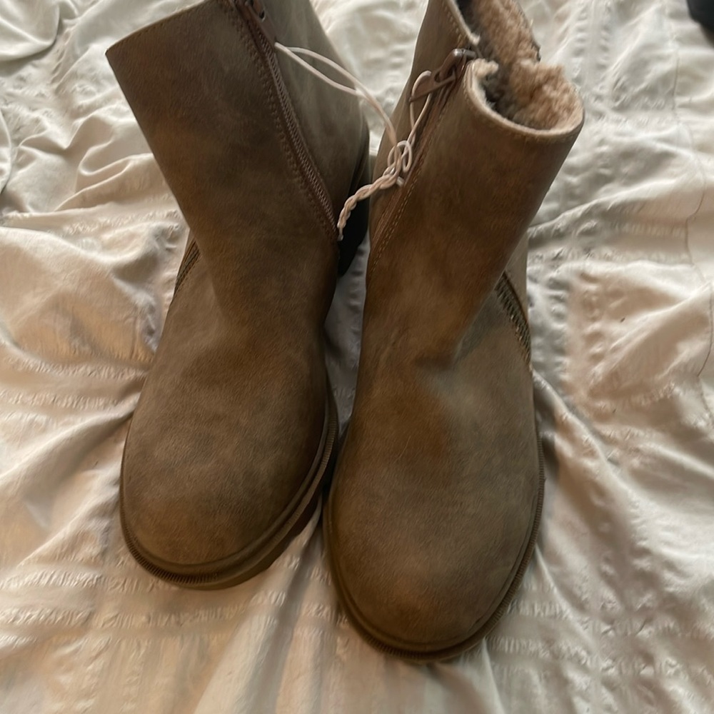 Pop girls boots